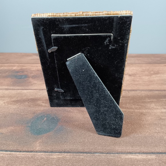 Argento SC Milano Rattan Wicker Picture Frame 4x6 Photo Tabletop - Picture 3 of 3